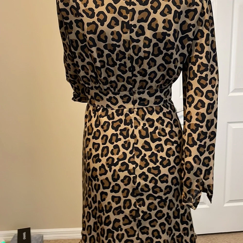 Tory Burch 100% Silk Leopard Print Long Sleeve Fit & Flare Mini Dress Size 6 EUC